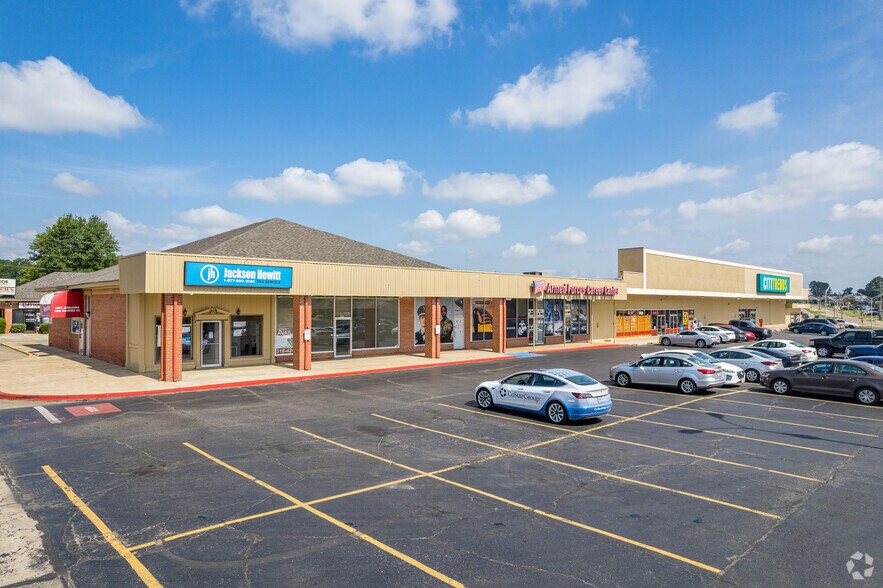 More Photos Of 9010-9048 Mansfield Rd, Shreveport Unknown For Lease