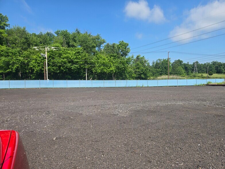More Photos Of 3285 Old Bethlehem Pike, Coopersburg Land For Lease