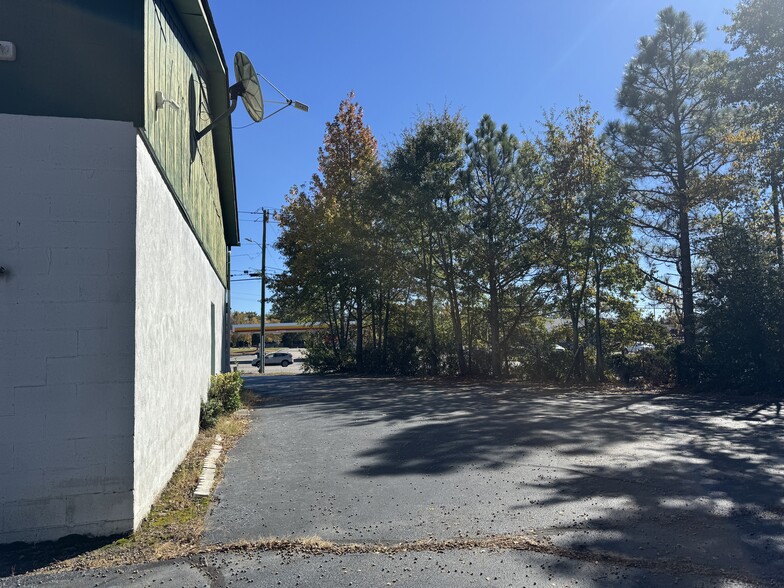 More Photos Of 1720 US Highway 1 S, Southern Pines Restaurant For Lease