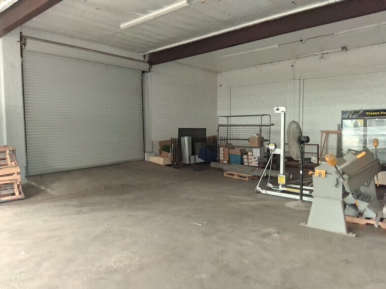 More Photos Of 800 S Morrison Ave, Collinsville Warehouse For Sale