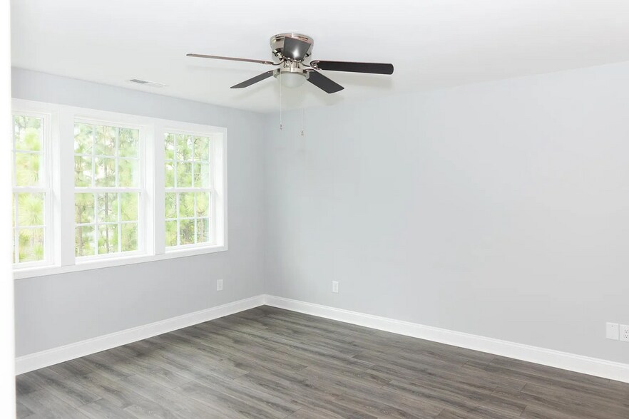 More Photos Of 60 N Knoll Rd, Southern Pines Multifamily For Sale