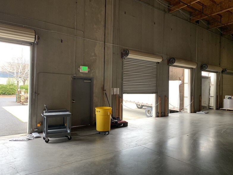 More Photos Of 411 Otterson Dr, Chico Warehouse For Lease