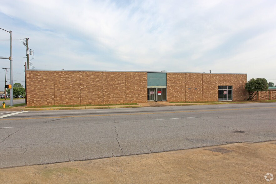 More Photos Of 3500 5th Ave S, Birmingham Unknown For Lease