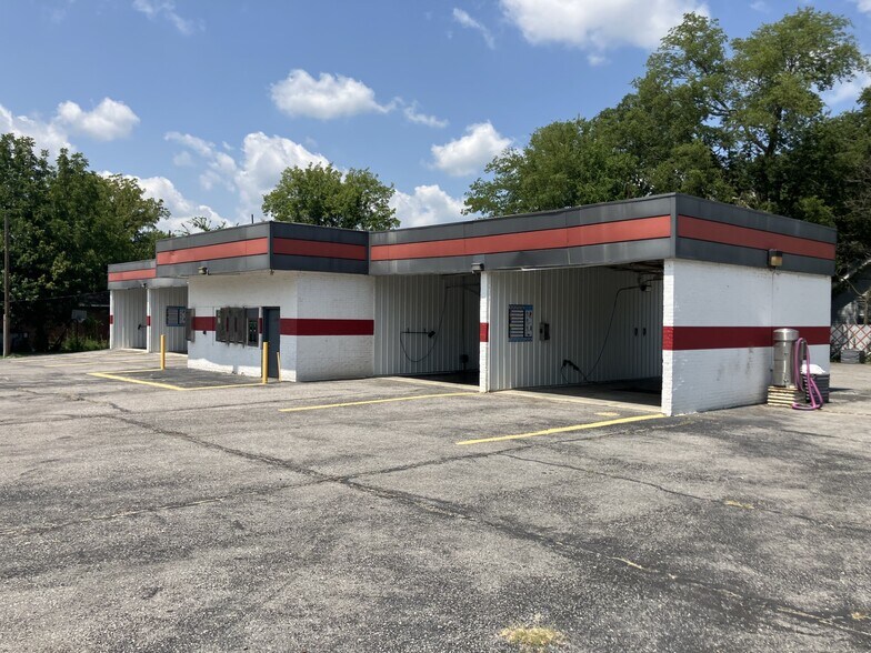 More Photos Of 1004 William St, Cape Girardeau Carwash For Sale