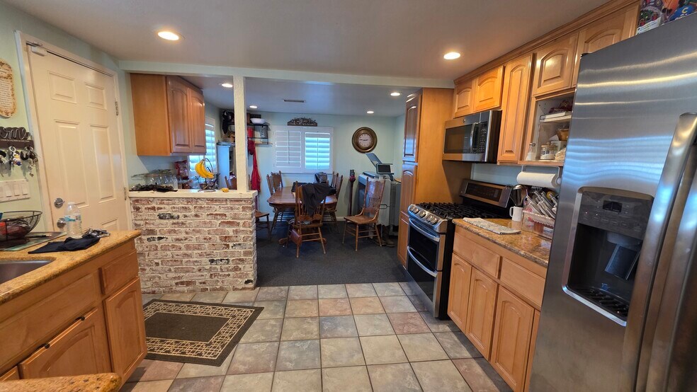 More Photos Of 1642 4th St, Norco Land For Sale