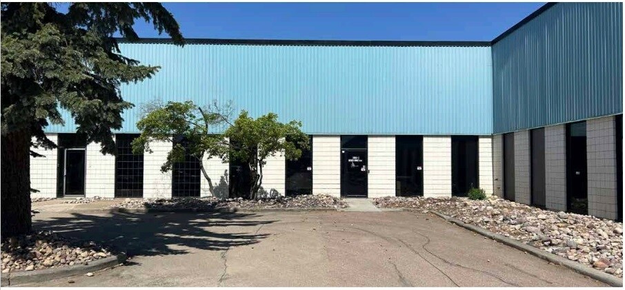 More Photos Of 14504-14598 121A Av NW, Edmonton Warehouse For Lease