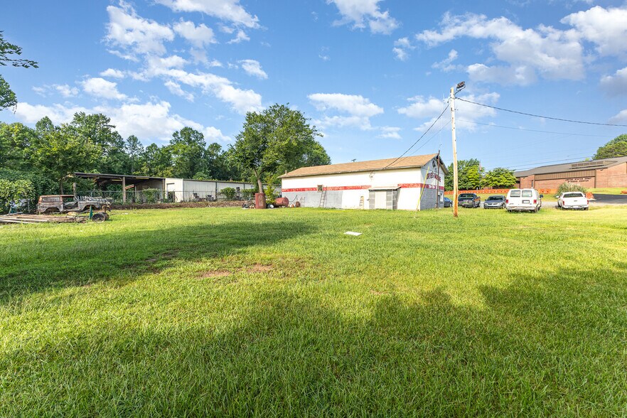 More Photos Of 347 Wilshire Ave SW, Concord Auto Dealership For Sale