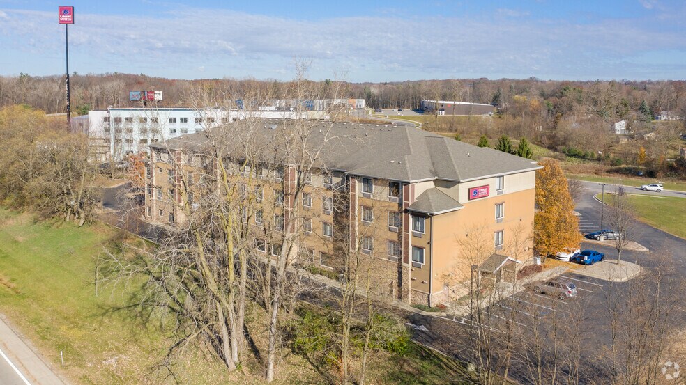 More Photos Of 350 Dodge Rd NE, Comstock Park Hotel For Sale