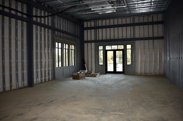 More Photos Of 787 US-49 Hwy, Flora Drugstore For Lease