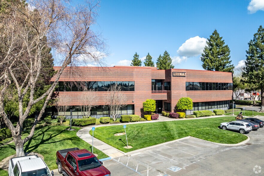 More Photos Of 3775 N Freeway Blvd, Sacramento Serviced Offices For Lease