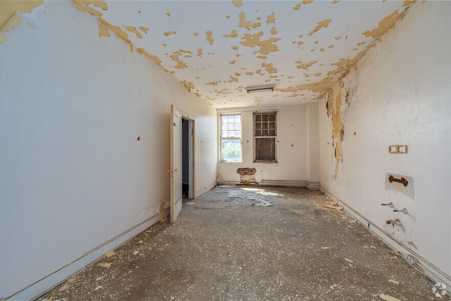 More Photos Of 2345 Lafayette Ave, Saint Louis Religious Facility For Sale