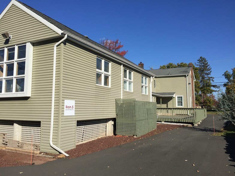 More Photos Of 864 Mapleton Rd, Princeton Office For Sale