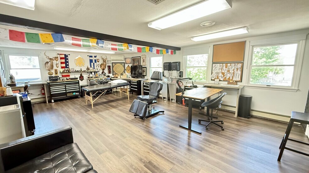 More Photos Of 74 Merrick Rd, Amityville Storefront Retail Office For Sale