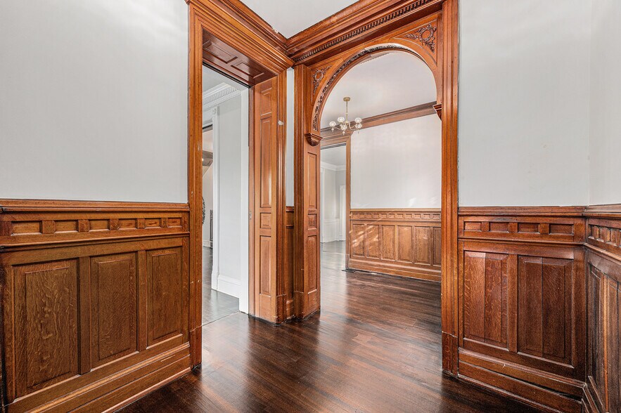 More Photos Of 1311 Francis St, Saint Joseph Multifamily For Sale