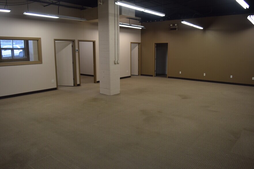 More Photos Of 616 Industrial St, Hood River Unknown For Lease