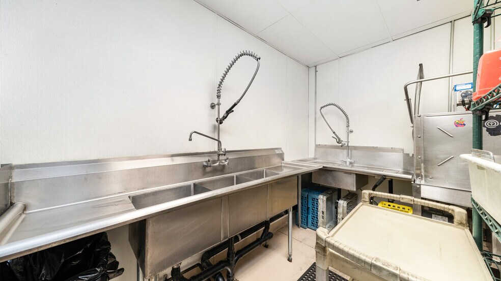 More Photos Of 3160 Highway 50, South Lake Tahoe Restaurant For Sale