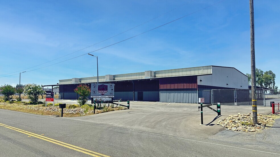 Primary Photo Of 3251 N Ad Art Rd, Stockton Warehouse For Lease