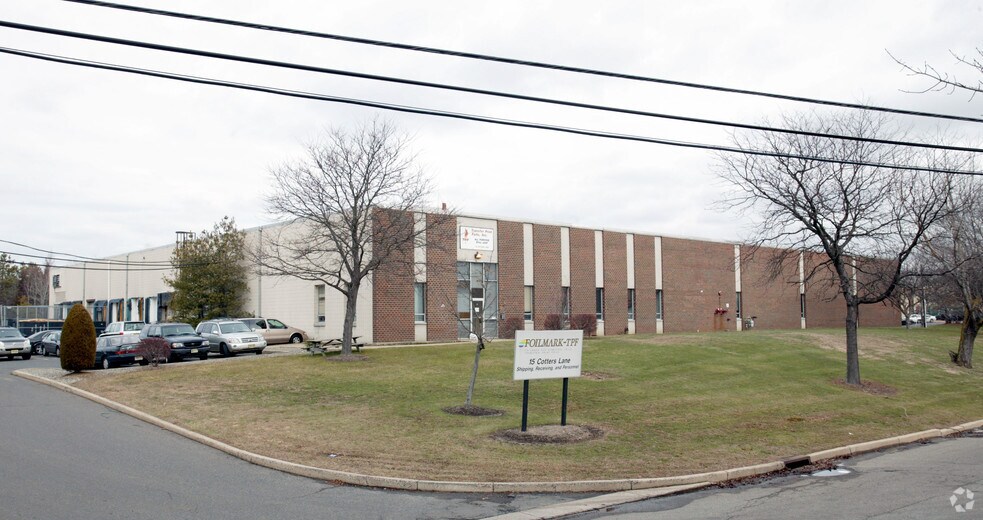 More Photos Of 15 Cotters Ln, East Brunswick Warehouse For Lease