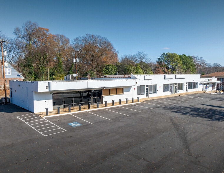 Primary Photo Of 2613 Central Ave, Charlotte Freestanding For Lease