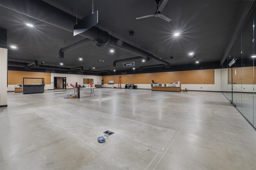 More Photos Of 7051 Highway 2 and 52 W, Minot Warehouse For Sale