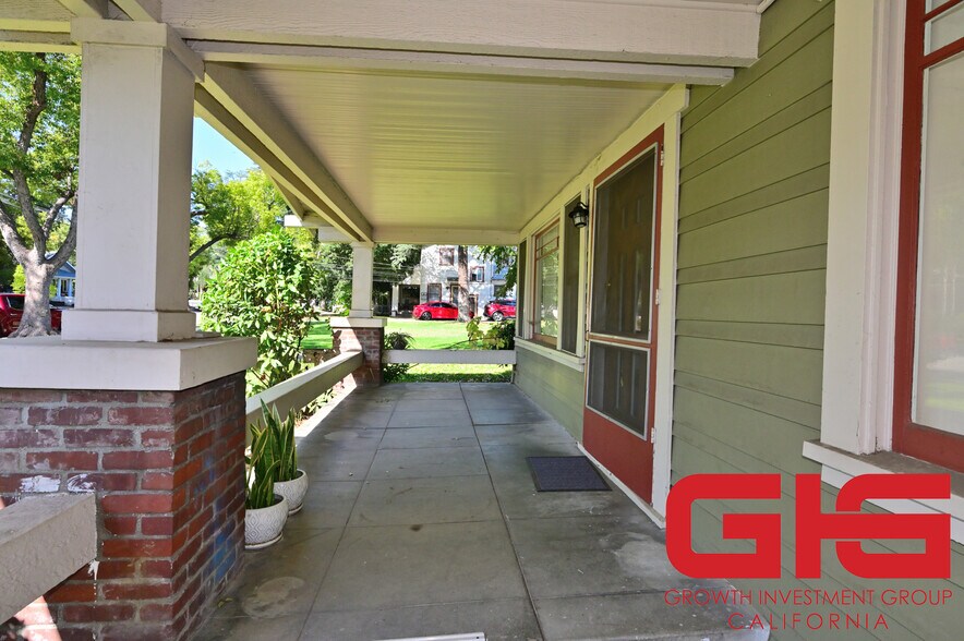 More Photos Of 536 N Madison Ave, Pasadena Apartments For Sale