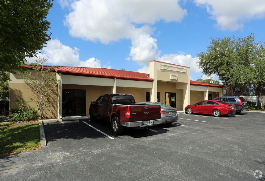 More Photos Of 500 N Willow Ave, Tampa Showroom For Lease