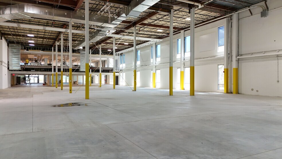 More Photos Of 355 Maple Ave, Harleysville Manufacturing For Lease
