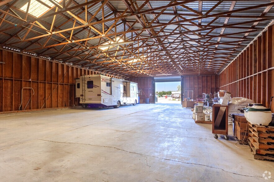 More Photos Of 133 S Whitworth Rd, Newman Warehouse For Lease