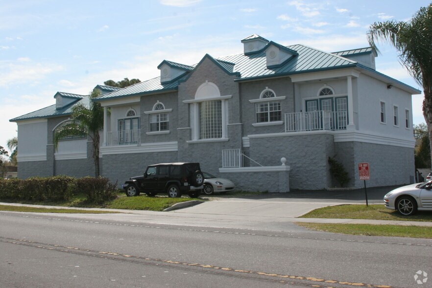 More Photos Of 1001 State Route 590, Oldsmar Warehouse For Lease