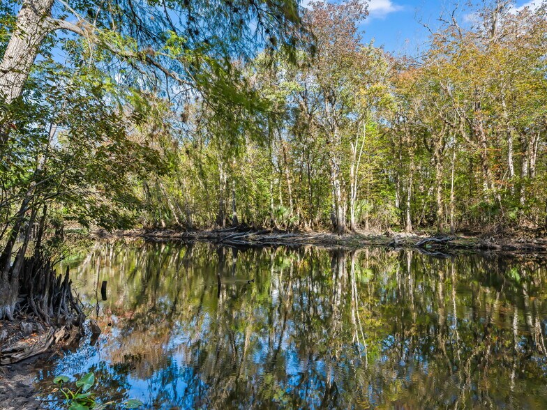 More Photos Of 15260 NE 152nd Pl, Fort Mc Coy Trailer Camper Park For Sale