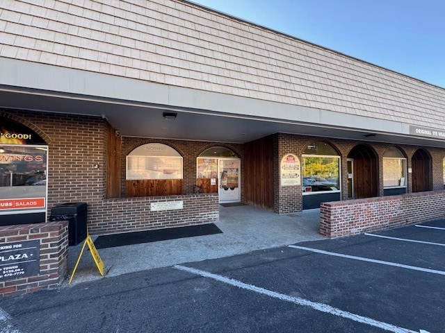 More Photos Of 120 Julian Pl, Syracuse General Retail For Lease
