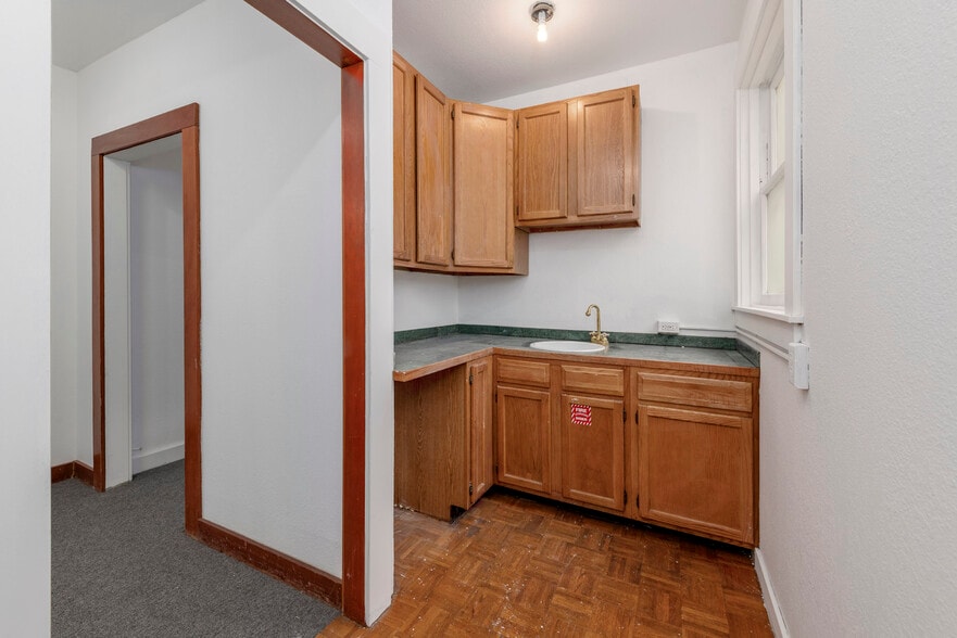 More Photos Of 1155 Pine St, San Francisco Apartments For Sale