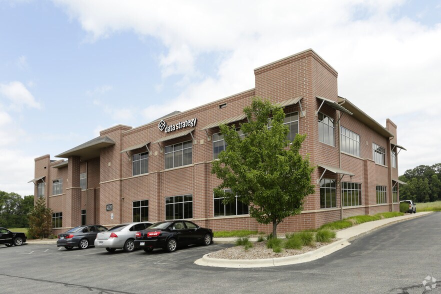 More Photos Of 4020 E Beltline Ave NE, Grand Rapids Office For Sale