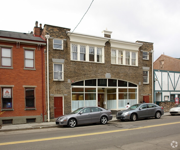 More Photos Of 913-915 Western Ave, Pittsburgh Storefront Retail Office For Sale