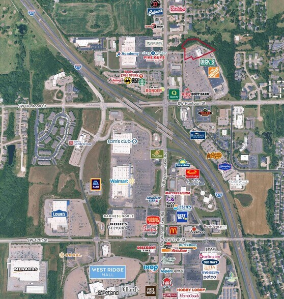 More Photos Of 5900 SW Huntoon St, Topeka General Retail For Lease