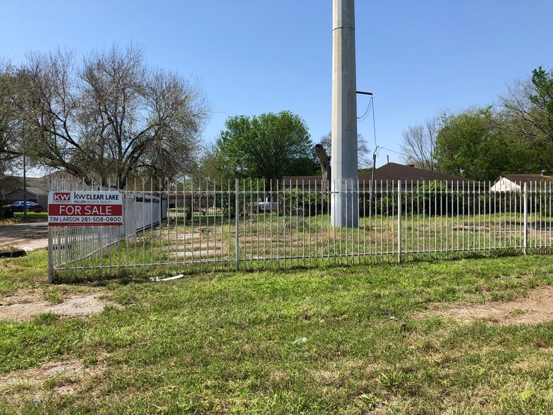 More Photos Of 7408 Gulf Fwy, Houston Land For Lease