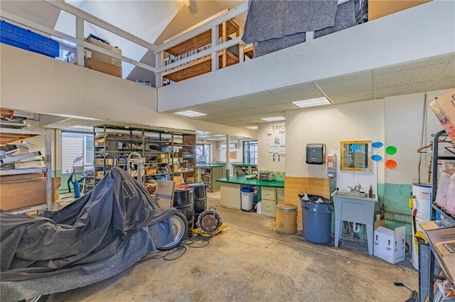 More Photos Of 4577 S Lake Rd, Brockport Auto Dealership For Sale