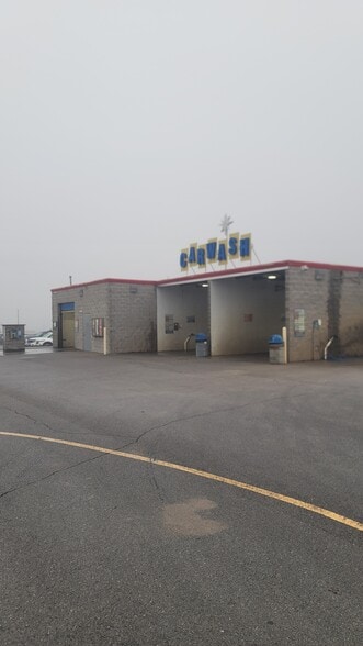 Primary Photo Of 2521 E Vienna St, Anna Carwash For Sale