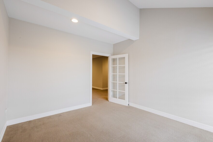 More Photos Of 7425-7495 E Peakview Ave, Centennial Office For Lease