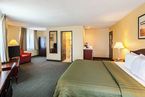 More Photos Of 1511 Center Park Rd, Lincoln Hotel For Sale
