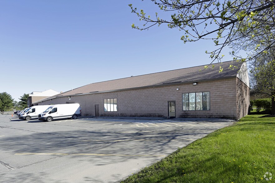 More Photos Of 400 Riverside St, Portland Medical For Lease