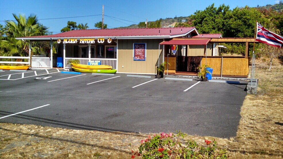 More Photos Of 82-5674 Kahau Pl, Captain Cook Restaurant For Lease