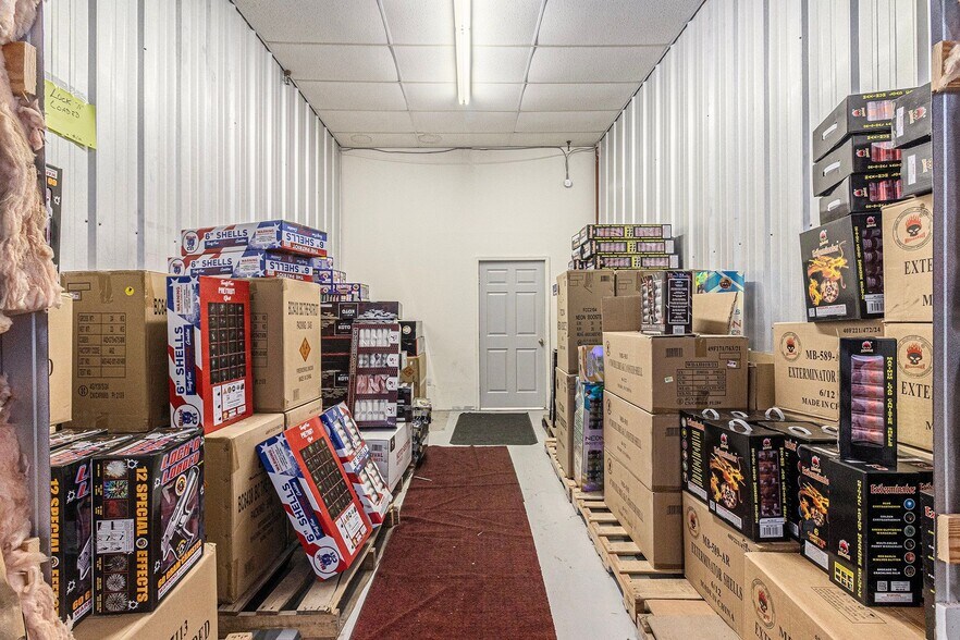 More Photos Of 625 Ocoee St, Copperhill Freestanding For Sale