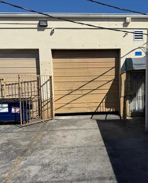 More Photos Of 669-679 W 26th St, Hialeah Warehouse For Sale