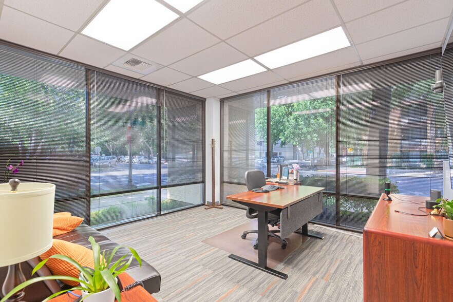 More Photos Of 1801 K St, Sacramento Office For Sale