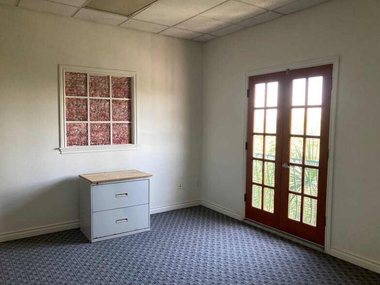 More Photos Of 21039-21093 Figueroa St, Carson Medical For Lease