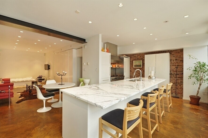 More Photos Of 180 S 4th St, Brooklyn Multifamily For Sale