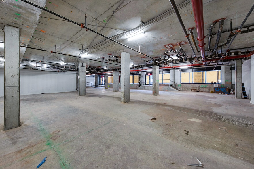 More Photos Of 40 Bruckner Blvd, Bronx Apartments For Lease