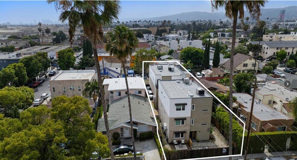 More Photos Of 961 N St Andrews Pl, Los Angeles Apartments For Sale