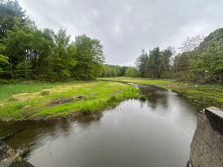 More Photos Of 198 Jackson St, Thompson Land For Sale